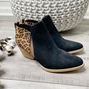 Very Volatile Leopard Color Block Leather Western Ankle Booties Black Size 7M